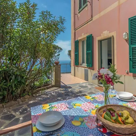 Casa Flaminia Apartment Camogli