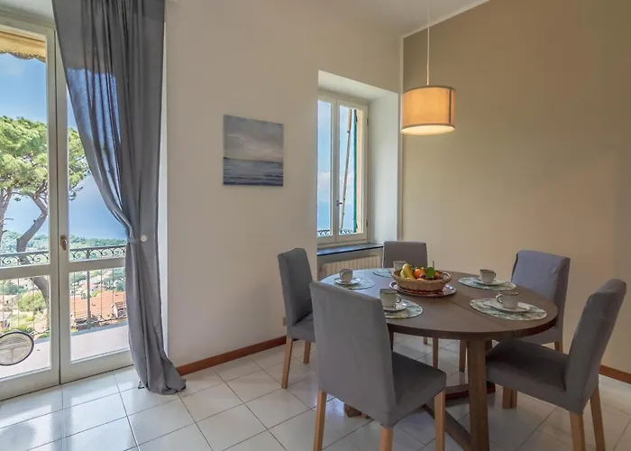 Casa Flaminia - Panorama, Relax E Parcheggio شقة كامولّي